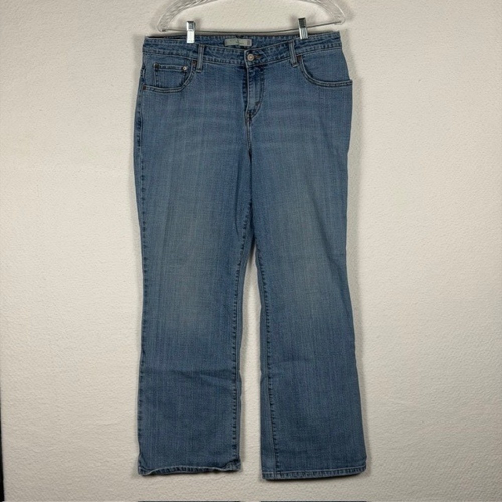 Levis 580 Boot Cut‎ Jeans Womens Medium Wash Blue Denim Mid Rise Pants